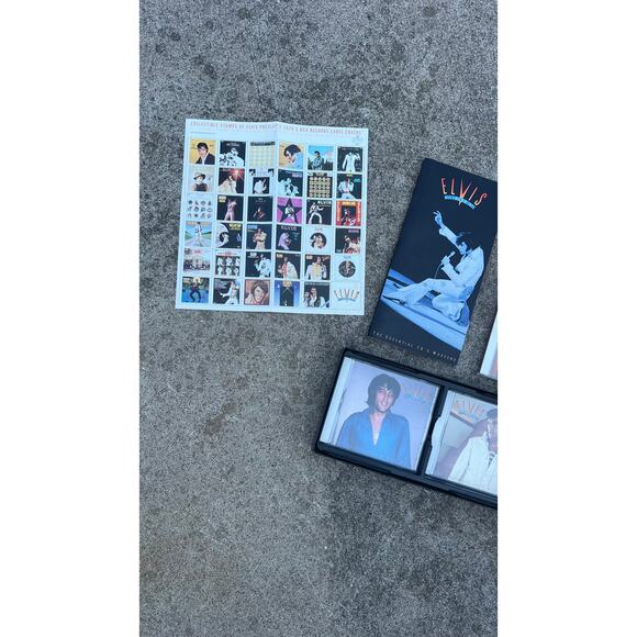 Elvis The King of Rock 'N' Roll Essential 70's Masters 5 Discs Box Set Stamps - Picture 3 of 6